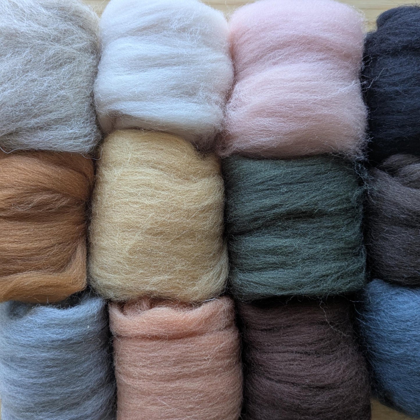 Merino Wool Roving Set – 12 Colors, Warm Tones