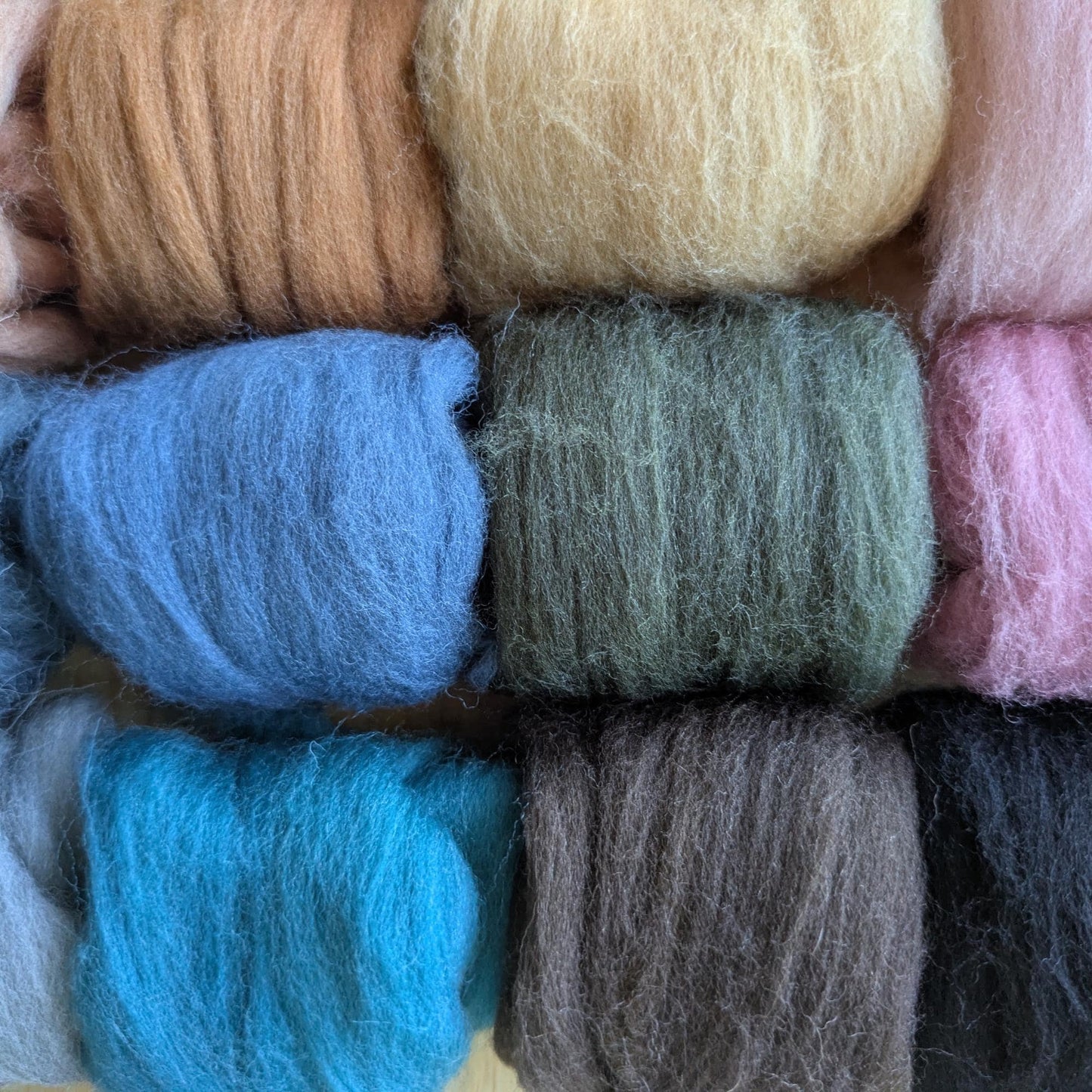 Large Merino Wool Roving Set – 20 Colors